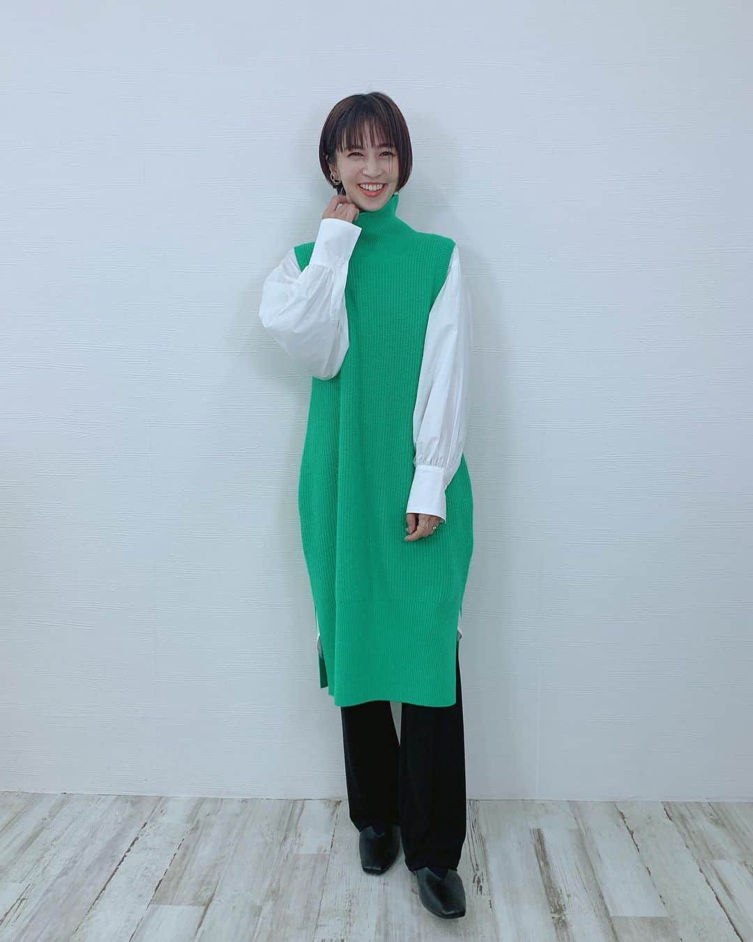 安田美沙子さんのインスタグラム写真 - (安田美沙子Instagram)「インスタライブご視聴ありがとうございました🤍  子育てをママたちと共有できることは、何よりパワーになる！！  ありがとう🌈  #instalive #thanks #goodnight #mama #girlstalk #hugraku #green #vest #shirts #1週間お疲れ様でした」11月19日 23時41分 - yasuda_misako