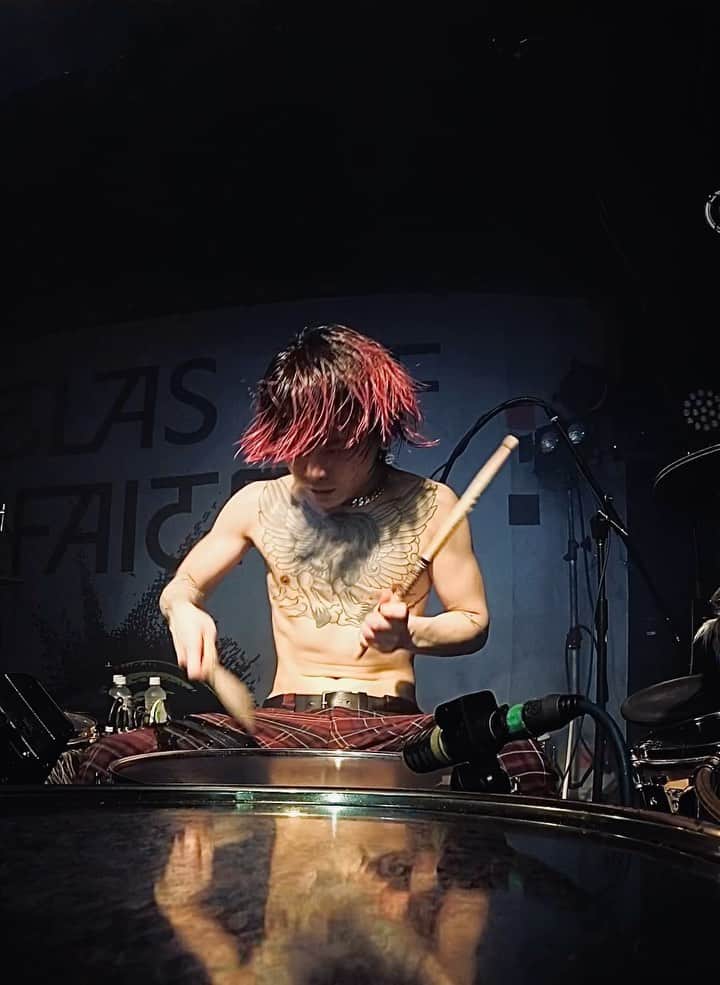 Tatsuya Amanoのインスタグラム：「Live at Kanazawa EIGHT HALL🇯🇵 Thank you sold out! ⁡ 今日の金沢公演も最高だった！皆んなありがとう🤘🔥」