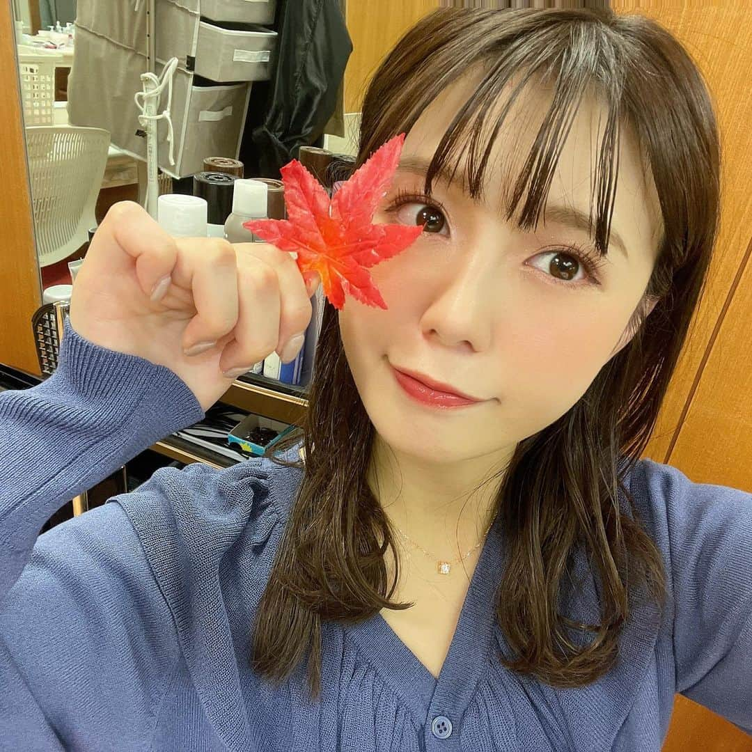 TBS「ビジネスクリック」さんのインスタグラム写真 - (TBS「ビジネスクリック」Instagram)「🍁後提供🍁 本日もご視聴ありがとうございました😊  紅葉が綺麗な季節になりましたね🍂  今日の後提供は彼氏目線の #井口綾子 キャスターです💓可愛すぎてついつい見惚れちゃいますね🥰  #ビジネスクリック #ビジクリ #TBS」11月20日 0時42分 - business_click