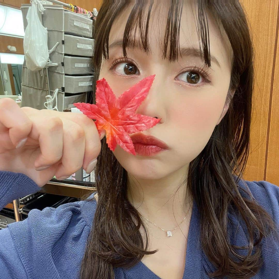 TBS「ビジネスクリック」さんのインスタグラム写真 - (TBS「ビジネスクリック」Instagram)「🍁後提供🍁 本日もご視聴ありがとうございました😊  紅葉が綺麗な季節になりましたね🍂  今日の後提供は彼氏目線の #井口綾子 キャスターです💓可愛すぎてついつい見惚れちゃいますね🥰  #ビジネスクリック #ビジクリ #TBS」11月20日 0時42分 - business_click