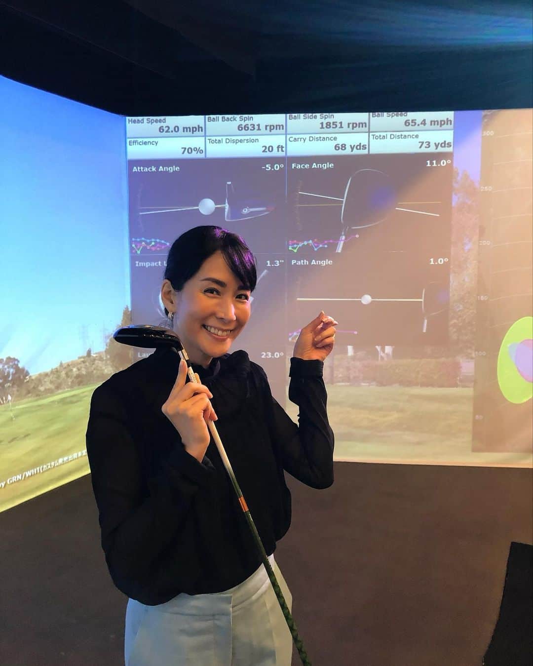 内田恭子さんのインスタグラム写真 - (内田恭子Instagram)「今年決めたことのひとつ。ただただ歴だけが長いゴルフを、きちんとやろう！ってこと笑。  というわけで、キャロウェイゴルフへクラブのフィッティングに行ってきました。私の今のクラブ、20年近くも前のものなので🤣  今のクラブの進化に驚き、キャロウェイの方々の褒め上手な優しさにすっかり調子に乗り、とりあえず始めた頃からほとんど変わらないスコアを縮めます！  #キャロウェイ #キャロウェイゴルフ #callaway #golf #golfclub #ゴルフ #ゴルフクラブ #スイングは見逃してね　#内田恭子 #kyokouchida」11月20日 13時25分 - kyoko.uchida.official