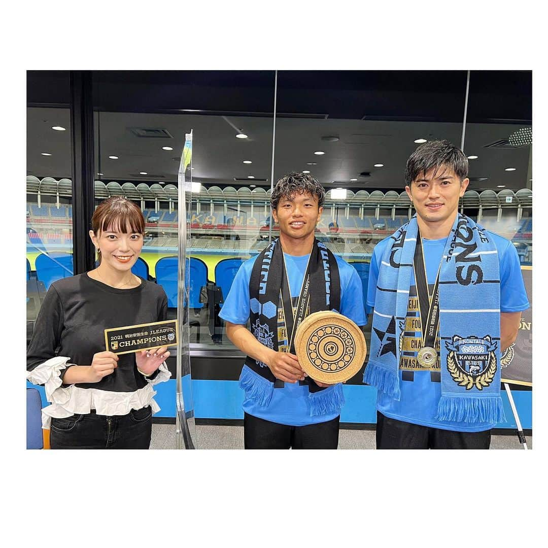 三谷紬さんのインスタグラム写真 - (三谷紬Instagram)「* チャント‼︎Ｊリーグ⚽️💙 今週は川崎フロンターレ優勝決定後に敢行した “#谷口彰悟 選手&#旗手怜央 選手へのインタビュー”を 放送します❤️‍🔥 試合前に皆さんにご協力頂き集めた質問を お二人にぶつけています！ 思わず笑ってしまうような質問も😂 この後11時20分から放送です。 見られない地域にお住まいの方も 番組放送後からTVerでご覧頂けます！ ぜひぜひ！ご覧ください👀💙 * #川崎フロンターレ#川崎#フロンターレ#frontale#優勝#champion#j1#jleague#Ｊリーグ#リーグ#インタビュー#質問#チャントjリーグ#テレビ朝日#アナウンサー#三谷紬」11月20日 10時50分 - mitani_tsumugi