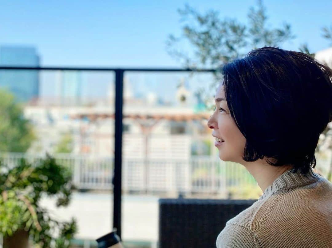 川原亜矢子のインスタグラム：「Fabulous weekend #haircolor #haircut #harris #omotesando #ヘアーカラー #ハリス表参道 #週末」