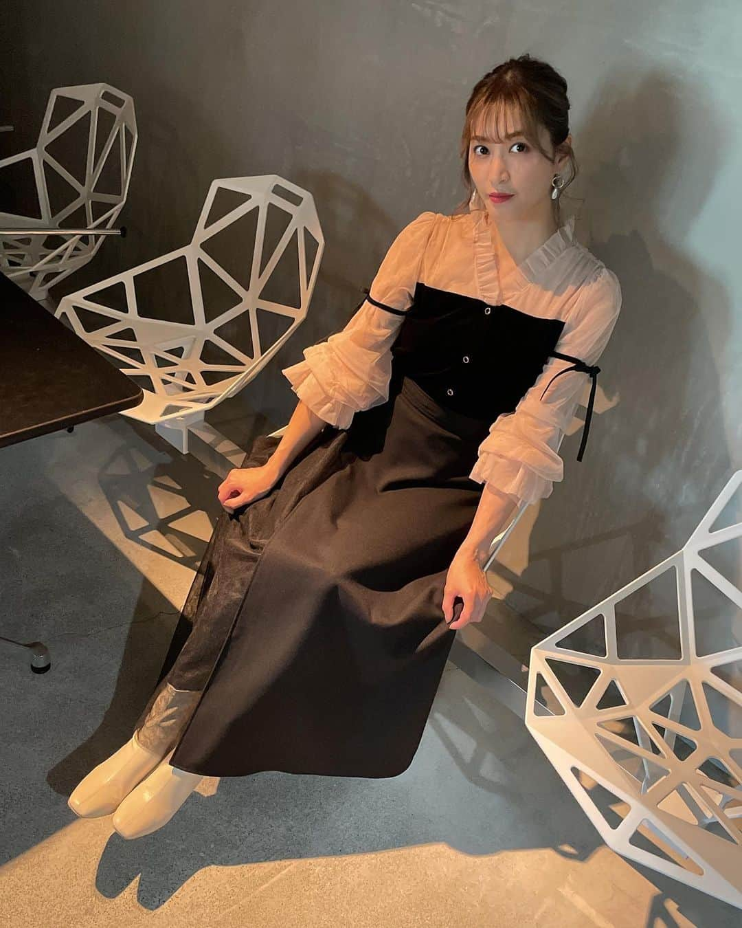 大島麻衣さんのインスタグラム写真 - (大島麻衣Instagram)「着用衣装まとめ👗 いつもありがとうございます😊 #eatme #grl #earthmusicandecology  #fashion #styling #패션 #패션스타그램 #스타일링 #옷스타그램 #옷」11月20日 14時34分 - maioshima911