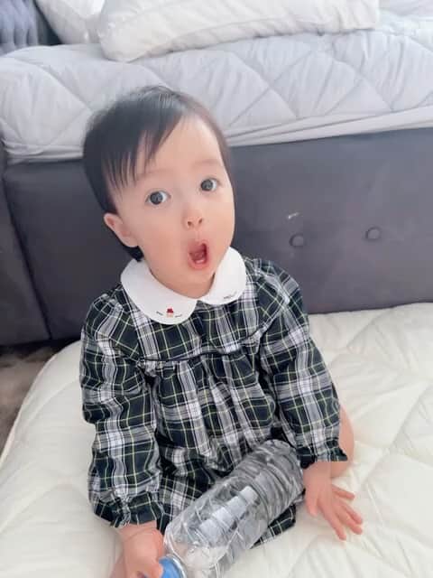 アレクサンダーのインスタグラム：「可愛いすぎる子は好きですか？❤️ ^_^」