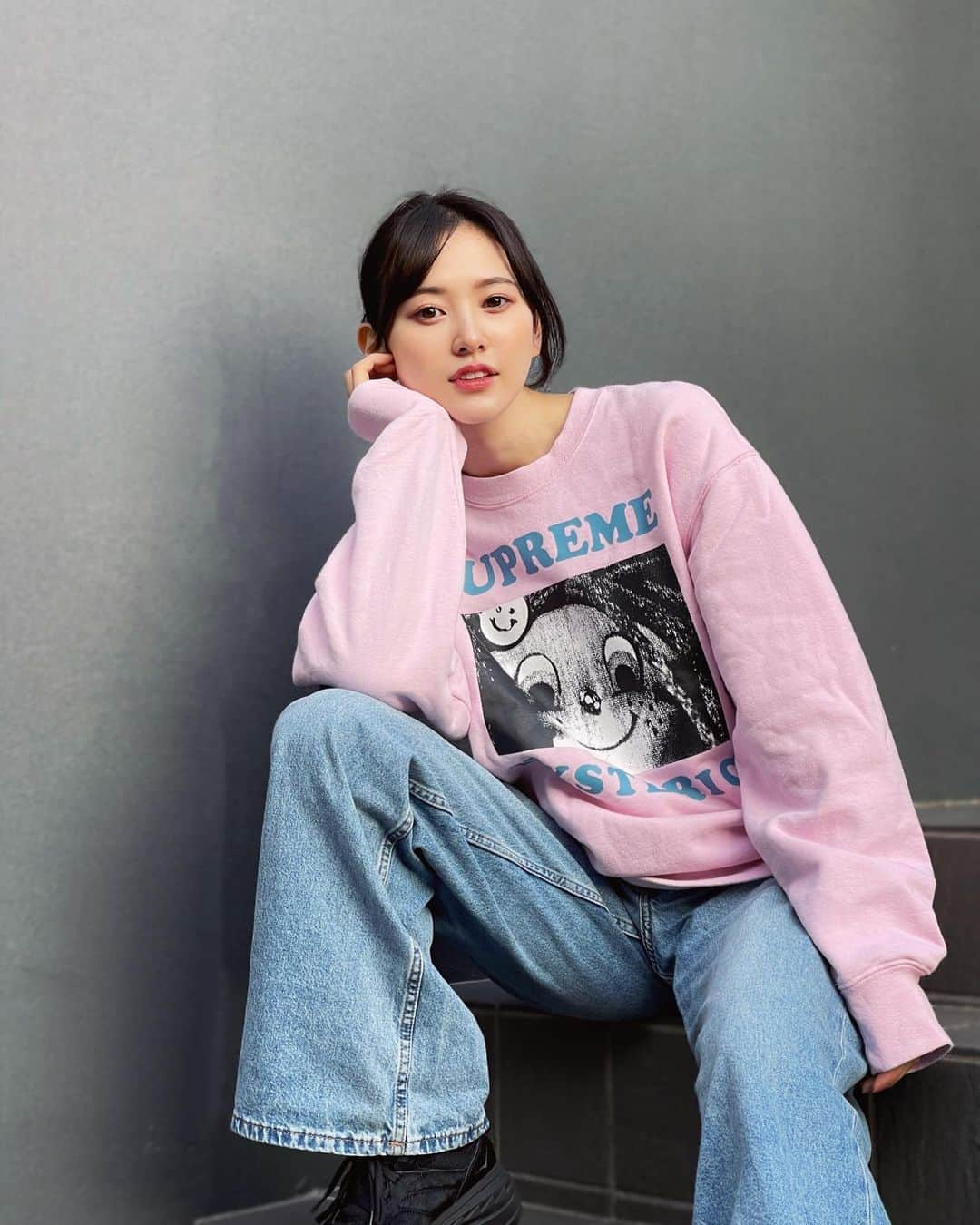 兒玉遥さんのインスタグラム写真 - (兒玉遥Instagram)「Today’s code😊  ルーズなスタイルが最近の気分♪  tops ▶︎ @supremenewyork × @hystericglamour_tokyo  denim ▶︎ @hm   shoes ▶︎ @hokaoneone_jp × @engineered_garments_official   #HarukaLOOK」11月20日 15時55分 - haruka_kodama919