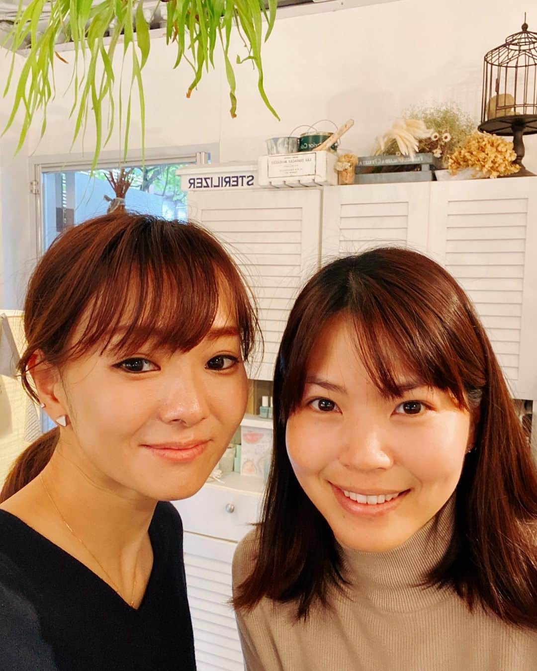 尾崎里紗のインスタグラム：「@ronilo626 に久々にお邪魔してきました😄  #アスリートネイル などをいつもやってもらってます🙌🏻 ⁡ ⁡ ⁡ ⁡ #glico  #powerproduction  #head  #headtennis_official #headjapan #teamhead  #stchristopher #セントクリストファー #センクリ #テニック #株式会社タイド  #TIDE.  #gram3  #グラムスリー  #tbc_aesthetic  #エステ  #エステティックtbc  #尾崎里紗  #risaozaki  #tennis  #tennisplayer  #テニス  #fitness」