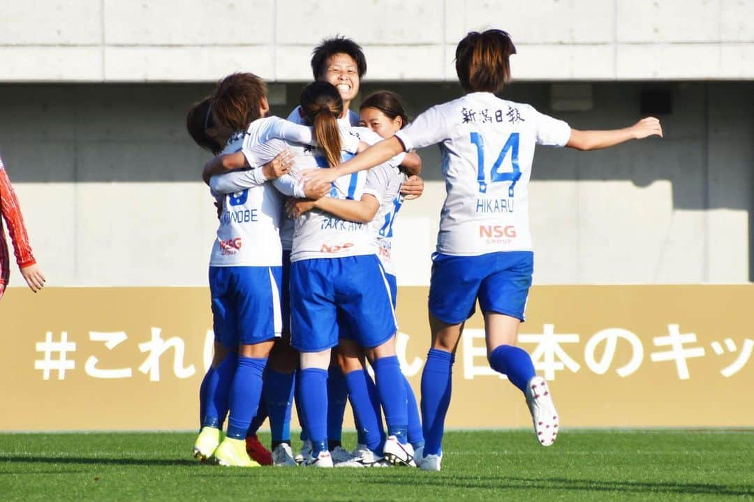 川村優理のインスタグラム：「. 第10節 4-2 勝ち . 応援ありがとうございました。 やっと勝つことできました。 ここで満足することなく、もっと頑張りたいと思います。 次は前半戦最後の試合です。 新潟市陸上競技場で会いましょう！ . #weリーグ #アルビレックス新潟レディース」