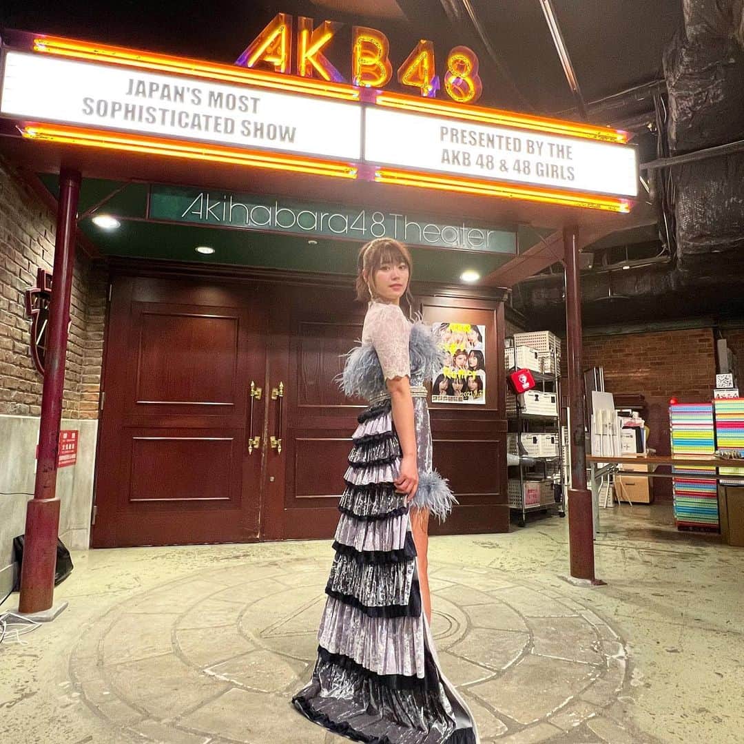 山内鈴蘭さんのインスタグラム写真 - (山内鈴蘭Instagram)「大切な場所。またね☺️🌸 ． ． #AKB48 #AKB48劇場 #9期生 #青春 #思い出の場所 #原点 #ありがとう」11月20日 23時17分 - xxsuzuranxx
