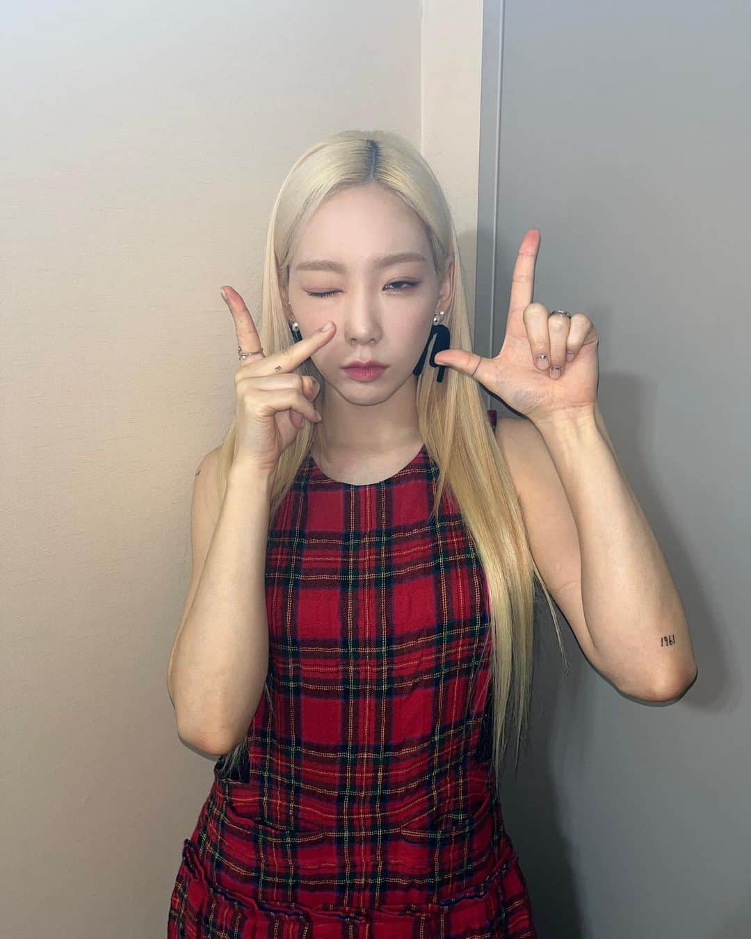 テヨン さんのインスタグラム写真 - (テヨン Instagram)「🧝🏻‍♀️🧝🏻‍♀️🧝🏻‍♀️금발금발금발」11月21日 13時51分 - taeyeon_ss