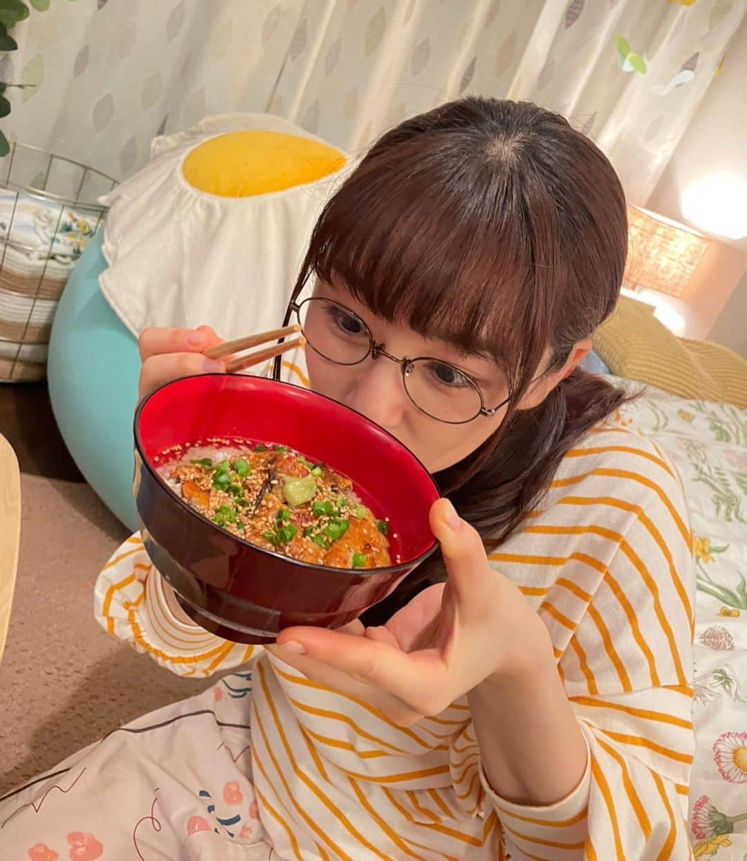 桜井日奈子さんのインスタグラム写真 - (桜井日奈子Instagram)「おうちでひつまぶし⭐️  スーパーのうなぎをさらに美味しく食べるひと工夫が勉強になりました！  #ごほうびごはん」11月21日 19時35分 - sakurai.hinako_official