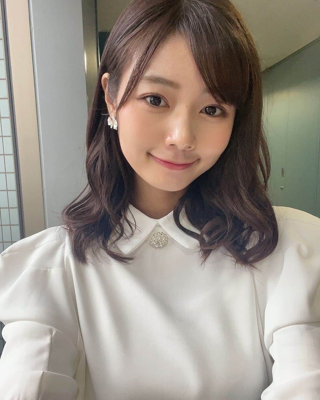 杉浦みずきのインスタグラム：「. 痩せかかってたのにほんのちょっとしたことでリバウンドした😫 ダイエットってたいへんね、、 でもパリジェンヌしたから目元だけはいい感じでした🥺💗笑 なんかなんでずっとしてへんかってんやろってぐらい 絶対にした方がいい、笑 一回やり始めると抜け出せない 通常より顔が盛れる！  @rounge_nail_tokyo」