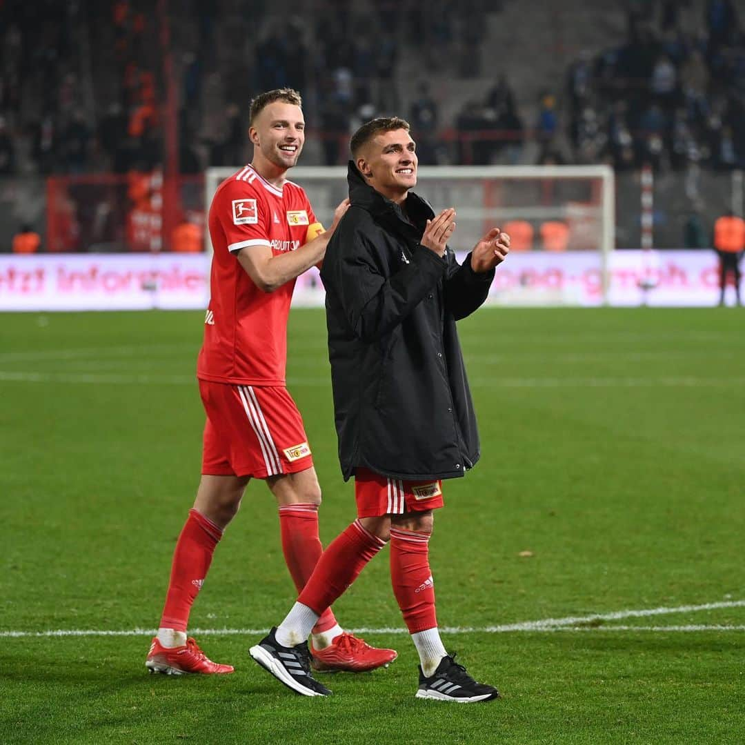 マーヴィン・フリードリヒさんのインスタグラム写真 - (マーヴィン・フリードリヒInstagram)「Derbysieger 🔴⚪️ @1.fcunion   #eisernunion #haupstadtderby #fcubsc #berlin」11月21日 23時08分 - marvinfrd