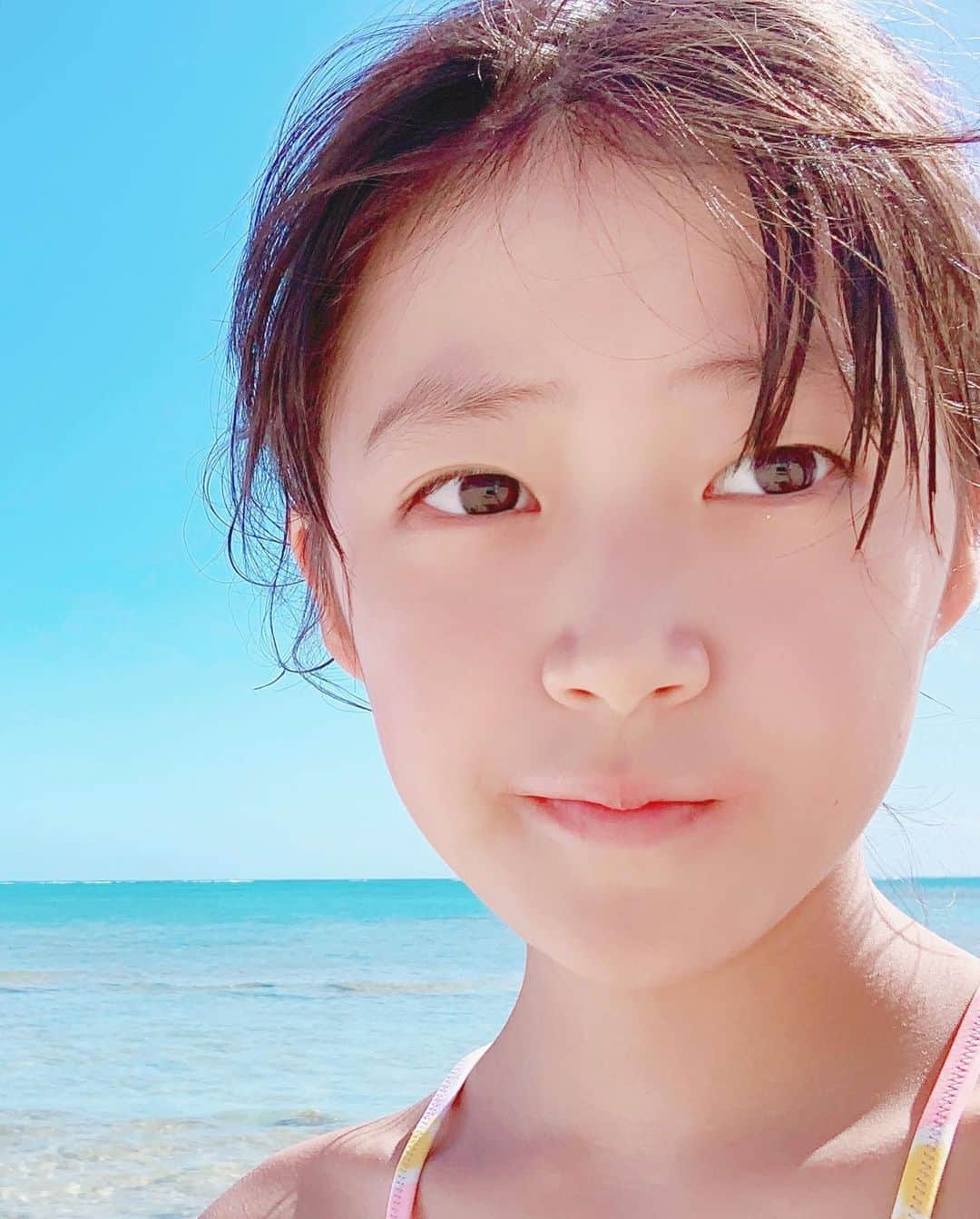 小林三江子さんのインスタグラム写真 - (小林三江子Instagram)「少し前だけど、小学校生活最後の秋休みは久しぶりに家族揃って遠出してみた。 こうやって楽しそうに家族と一緒に旅してくれる日はあとどれくらい続くのかな。。 来年からは中学生。改めてこの時期を大切に過ごそうと思う今日この頃。。  #mydeariris #イリタン  #familytime #precioustime」11月22日 10時57分 - mieko_kobayashi