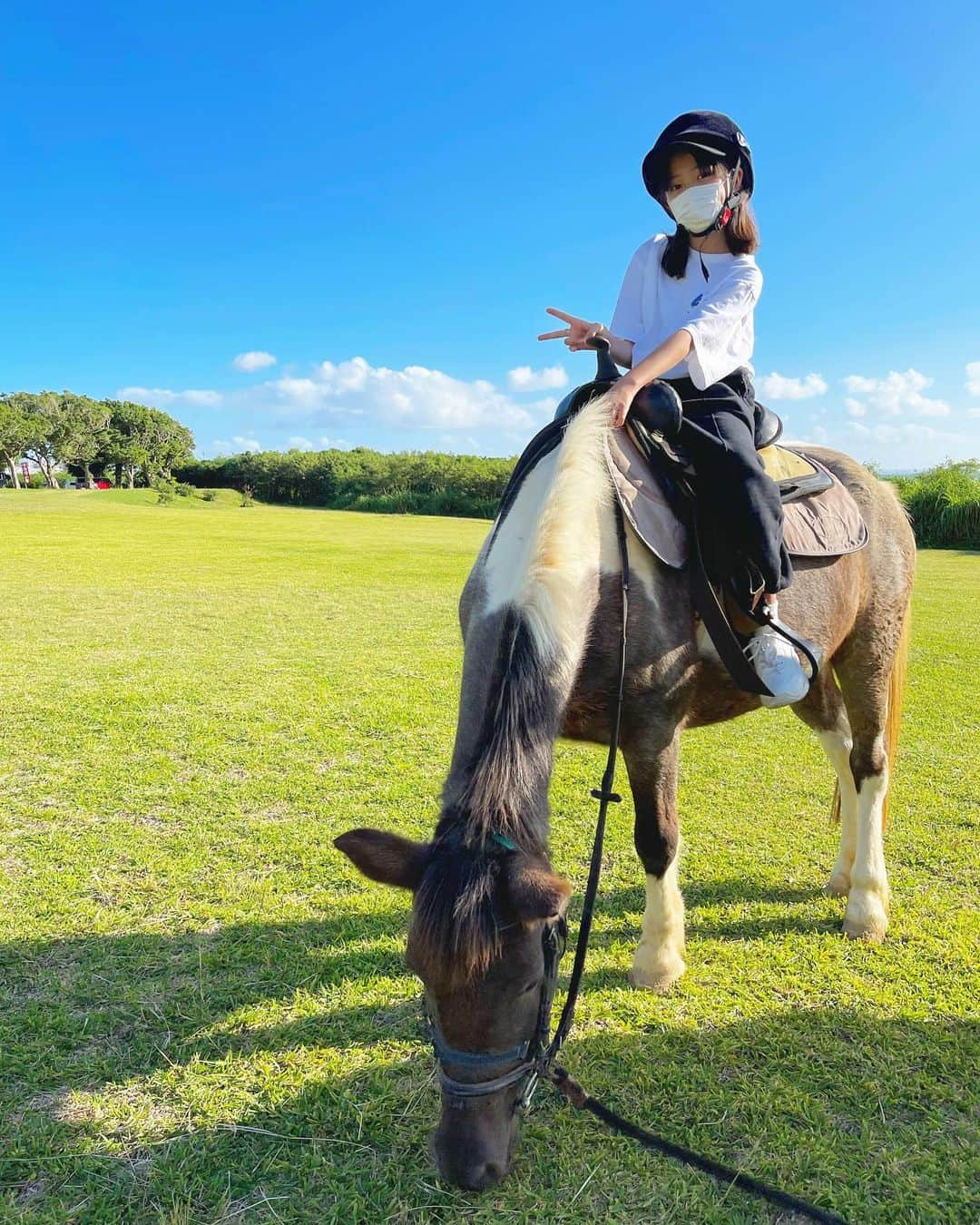 小林三江子さんのインスタグラム写真 - (小林三江子Instagram)「少し前だけど、小学校生活最後の秋休みは久しぶりに家族揃って遠出してみた。 こうやって楽しそうに家族と一緒に旅してくれる日はあとどれくらい続くのかな。。 来年からは中学生。改めてこの時期を大切に過ごそうと思う今日この頃。。  #mydeariris #イリタン  #familytime #precioustime」11月22日 10時57分 - mieko_kobayashi