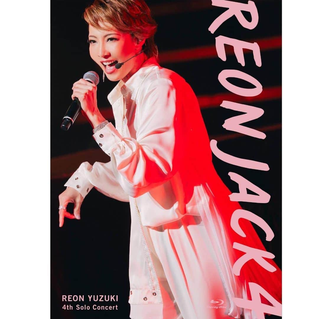 柚希礼音さんのインスタグラム写真 - (柚希礼音Instagram)「. 2022年3月25日発売「REONJACK4」 Blu-ray詳細が解禁になりました❤️ . 本編映像は東京公演千秋楽を収録。 特典映像では、 多くのご要望にお応えし、 日替わりゲストの皆さまとのパフォーマンスを可能な限り収録し、 各回ゲストとの トークダイジェスト集も‼️  . 〈特典映像〉※敬称略 ★柚希礼音×宮尾俊太郎  「逢いたくていま」大阪公演収録 . ★スペシャルコラボ 01.柚希礼音×甲斐翔真  「世界の王」 （「ロミオとジュリエット」より)東京公演収録 02.柚希礼音×佐藤隆紀(LE VELVETS)  「二人の男」（「マタ・ハリ」より）北九州公演収録 03.柚希礼音×湖月わたる「PARADISO」 （「ネオ・ダンディズム！」より）大阪公演収録 04.柚希礼音×東 啓介  「普通の人生」（「マタ・ハリ」より）大阪公演収録 ★日替わりゲストトークダイジェスト （甲斐翔真/佐藤隆紀(LE VELVETS)/湖月わたる/東 啓介/西川貴教） . The REONでご購入いただいた方にはミニクリアファイルが特典でつきますー😎  . 盛り沢山の 内容になりましたよー❤️  . どうぞお待ち下さいませ❤️🌈🌈🌈🌈🌈  . #レオンジャック4 #上野水香 #宮尾俊太郎 #大村俊介 #YOSHIE #クリスティアンロペス　 #井出恵理子 #周平 #丹羽麻由美 #小山銀次郎 #Kosuke #NAOTO #楠瀬タクヤ #二家本亮介 #山本陽介 #野崎泰弘 #足立賢明 #MARU #甲斐翔真 #夢咲ねね #佐藤隆紀 #湖月わたる #東啓介 #西川貴教 #柚希礼音」11月22日 16時06分 - reonyuzuki_official