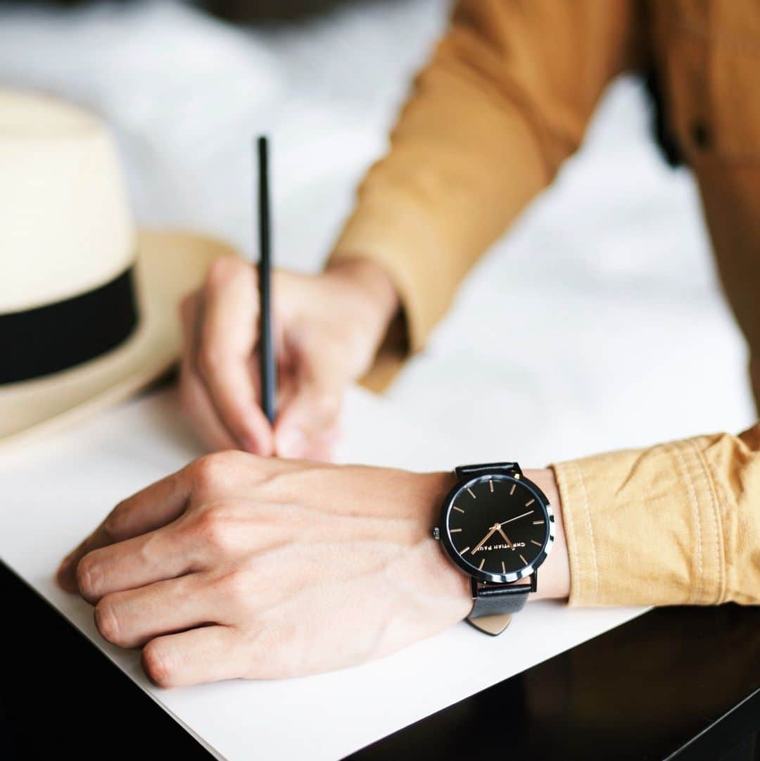 Christian Paulのインスタグラム：「Anyone can be their best selves with care and motivation. Exude effortless elegance with one of our crafted timepieces 😀⁠ ⁠ ⭐  SHOP NOW | christianaul.com.au ⭐」