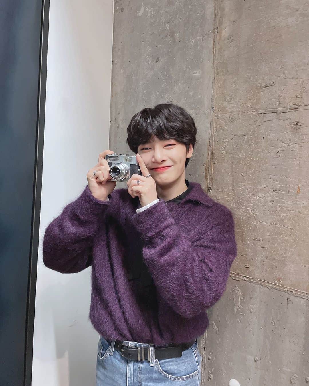 Stray Kidsさんのインスタグラム写真 - (Stray KidsInstagram)「💜 #StrayKids#STAY#IN스타그램#🦊」11月22日 18時19分 - realstraykids