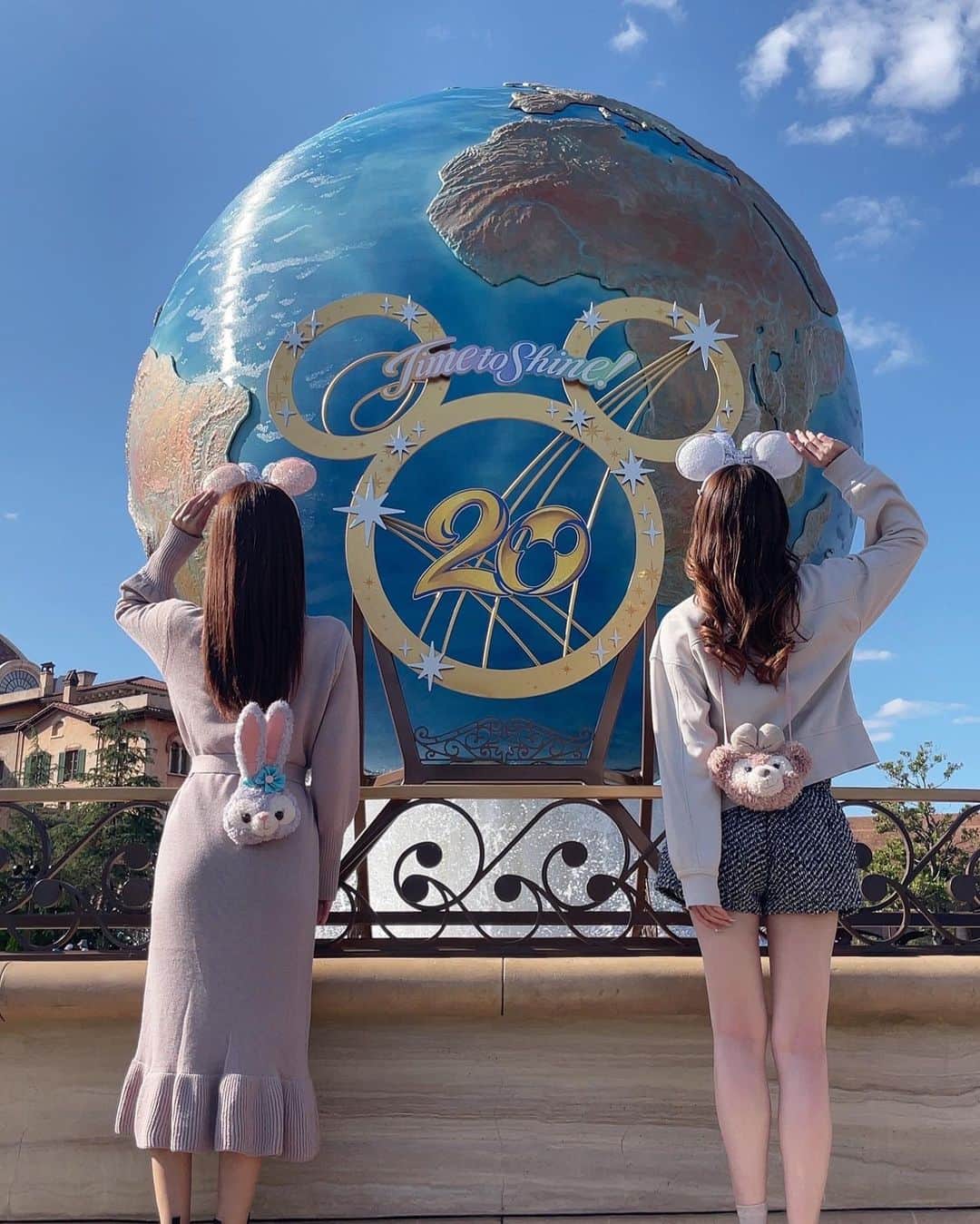 一條りおなさんのインスタグラム写真 - (一條りおなInstagram)「. Desney Sea🐠🏰🤍 . My darling💋の  @koharu_hakamada と👯‍♀️🎀 . #desney  #desneysea #ディズニーシー #ダッフィー #シェリーメイ #ステラルー #ダッフィーフレンズ #ソアリン #20thanniversary」11月22日 19時33分 - riona.i