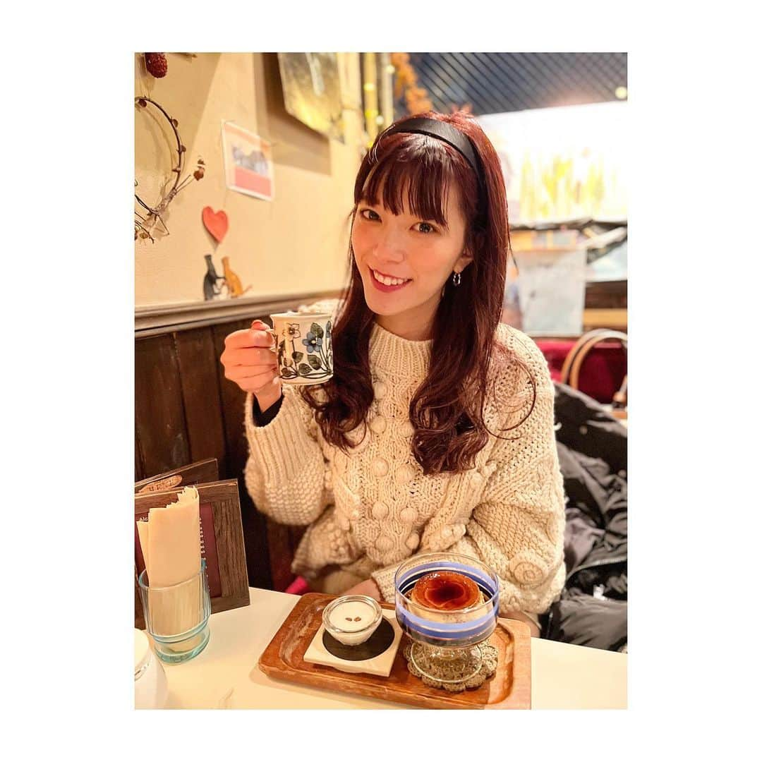 三谷紬さんのインスタグラム写真 - (三谷紬Instagram)「* 最近、純喫茶にハマっています。 コーヒーも大好きなんですが 何より喫茶店フードが最高！！！！！！ サンドイッチ、プリン、パフェなど😋 色んなお店を巡って お店ごとの違いと歴史を感じられて とても楽しいです☕️ * #喫茶店#純喫茶#coffee#コーヒー#紅茶#サンドイッチ#プリン#パフェ#歴史#カフェ#cafe#純喫茶巡り#喫茶店巡り#food#フード#かためプリン#pudding#テレビ朝日#アナウンサー#三谷紬」11月22日 22時13分 - mitani_tsumugi