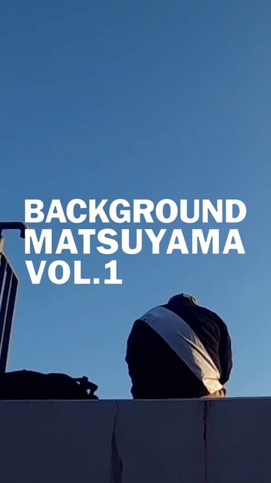Shing02のインスタグラム：「A man with a thousand beats, Matsuyama @roomautobahn is a prolific beatmaker from Osaka Japan. Go check out his daily uploads! I've been collabing with him for years now, check out his latest instrumental playlist, BGM Vol.1. Second installment coming soon and exclusive merch on the horizon! 🌅🙏」