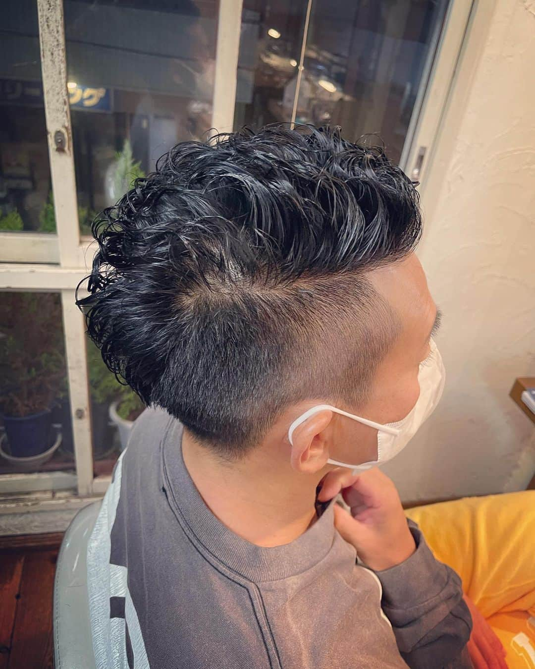 杉本知香さんのインスタグラム写真 - (杉本知香Instagram)「大輔さんスッキリ✂️✨ 強めパーマいい感じ☺️ どこから見ても隙の無い髪型✨✂️✨ いつもありがとうございます😆  #中目黒美容室#強めパーマ #宮川大輔#イッテQ#青空レストラン #夜な夜なラブ子さん #PayPay #あんぎゃー」11月23日 23時44分 - sugimotoc