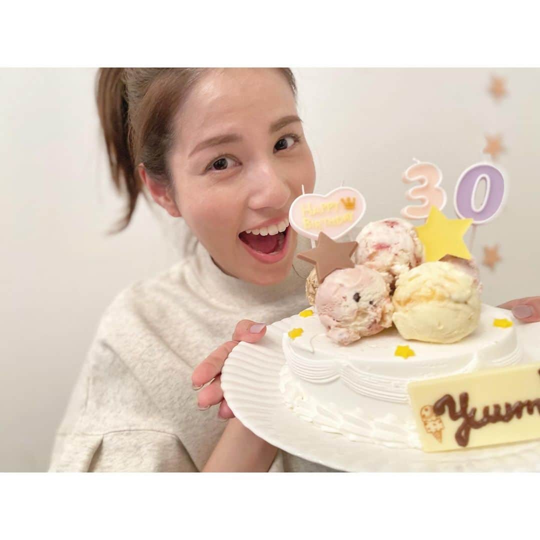 永島優美さんのインスタグラム写真 - (永島優美Instagram)「* 本日30歳になりました！  誕生日ディナーはハンバーグ😋🍽  よく食べ、よく寝て、 健康第一で30代も楽しみます😆♫  #ポージングがまさかの33歳 #旦那ごはん」11月23日 16時59分 - yuumi_nagashima