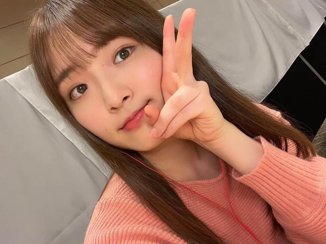 大森美優のインスタグラム：「オンラインお話会でした☺️🤝 ひっそりひっそりとやっていた、笑笑インスタライブのことを言ってもらう事が何度かあったので、またやりたいと思います🎶 その時はぜひ…☺️👋 #オンラインお話し会  #AKB48 #根も葉もRumor」