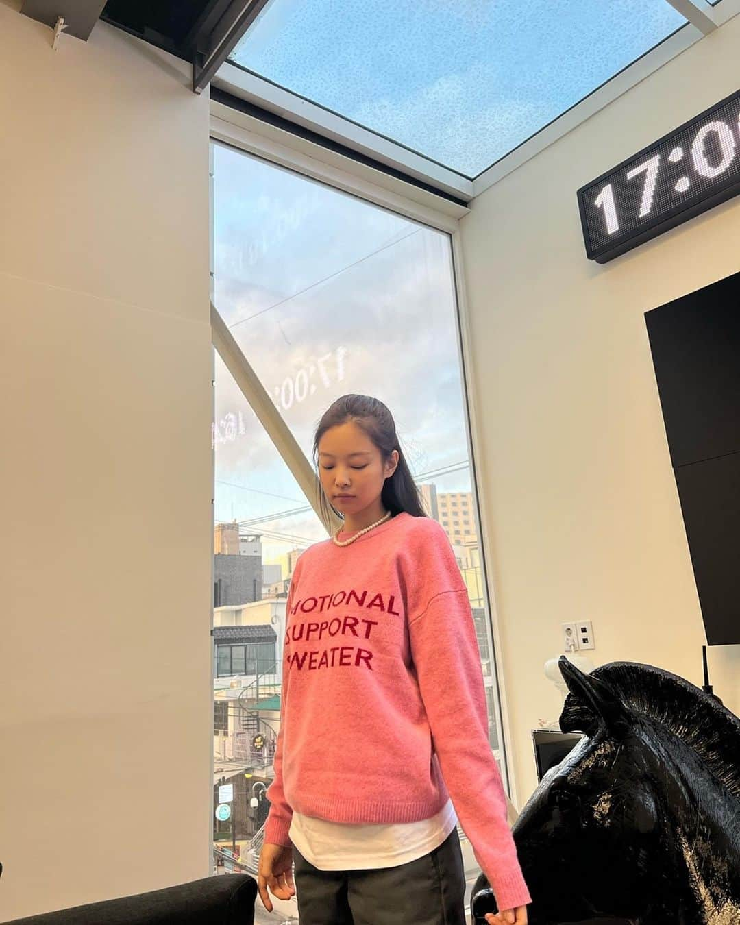 ジェニーさんのインスタグラム写真 - (ジェニーInstagram)「Exciting day with exciting people 💜💐」11月23日 22時08分 - jennierubyjane