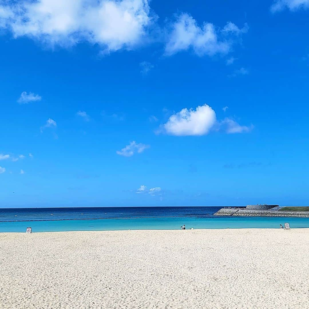 campusさんのインスタグラム写真 - (campusInstagram)「Okinawa　  That was a very wonderful trip. Thanks @tetsuya201 @micci55 Where do you wanna go for the next trip?  Thanks Naka-sun　@naaaka I could not have enjoyed our life here this much without your help.」11月24日 9時33分 - galvanize_campustoy