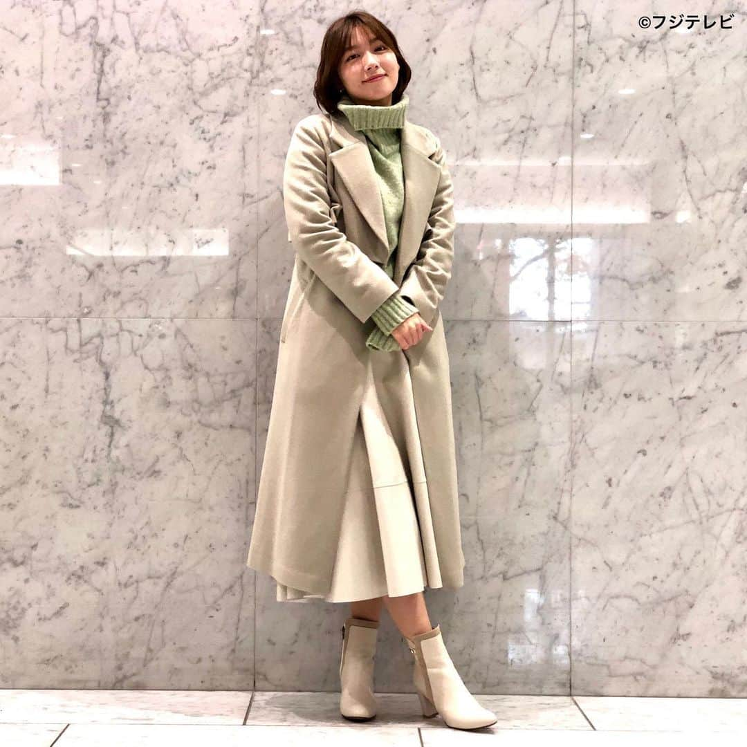 フジテレビ「めざましテレビ」さんのインスタグラム写真 - (フジテレビ「めざましテレビ」Instagram)「ファッション雑誌CanCamとコラボした お天気コーナー「きょう何着て行く？」 阿部華也子の毎日のコーデを紹介♪  11月24日(水)  【今日のコーデ】  ・コート→ @apuweiser_official 　５万３９００円 ・ニット→ @vis_jp  ３９３８円 ・スカート→ @strawberry_fields_official  1万８７００円 ・靴→ @dianashoespress  ２万７５００円 ・イヤリング→ @phoebe_official  ３９６０円     【コーデのポイント】 ダークトーンになりがちな冬に映える グリーン×白の明るい配色☺️✨  淡い色を重ねるときは ぼやけた印象にならないように フェイクレザースカートなど素材感で コントラストをつけるのがコツ👍  立体感が生まれてコーデの完成度が 高まります❣️  #めざましテレビ #きょう何着て行く？ #阿部華也子 #今日のコーデ #コーデ #CanCam #今日のファッション#ootd #きょう何着て行く？は月〜金朝6時22分ごろ放送📺 #スタイリストたなべさおり #かやちゃん #きれいめコーデ #きれいめカジュアル #大人コーデ #冬コーデ #オフィスカジュアル #上品コーデ #アナウンサー衣装」11月24日 15時12分 - mezamashi.tv