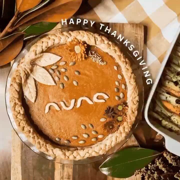 nunaのインスタグラム：「Wishing you all a Happy Thanksgiving from our Nuna family to yours! 🧡 And may your home be filled with laughter, happiness, love and lots of full bellies! 🏠 🍗 💕  We just want to take this time to say how thankful we are for all of YOU, our Nuna family. 🧡 We appreciate you welcoming us into your homes and trusting us with the safety and comfort of your most precious blessings.  #Thanksgiving #HappyThanksgiving #Thanksgiving2021 #Nuna #GiveThanks #Thankful #family #familytime #nunafamily #pumpkinpie #givingthanks #thankfulforyou」