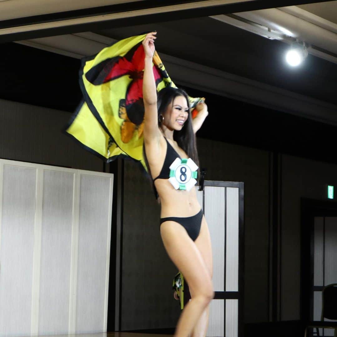 冨田七々海さんのインスタグラム写真 - (冨田七々海Instagram)「Entry#8 Hanami Akamine at Miss Eco Japan 2021-2022 Swimsuit Segment ・ Feeling the Okinawa vibes in the black bikini🖤 ・ Congratulations! ・ ・ #missecojapan #missecointernational  #swimsuit」11月24日 21時27分 - missecojapan
