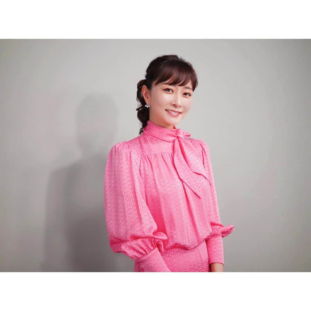 石井美保さんのインスタグラム写真 - (石井美保Instagram)「今日の @vocemagazine のインスタライブご視聴いただきありがとうございました！私がプレゼントしたい @panasonic_beauty の製品が2つ、抽選で当たりますので、是非ご応募して下さいね。見逃した方はアーカイブをご覧下さい。 今日のワンピース @werockjapan @zadigetvolfaire ピアスは @messikajapan でした😊」11月24日 22時33分 - miho_ishii