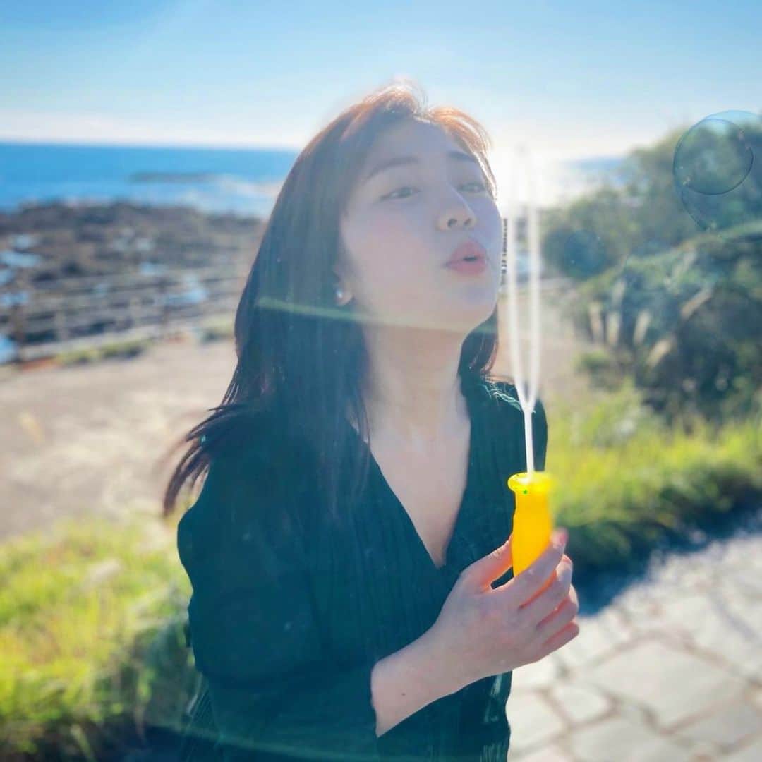 高橋幸のインスタグラム：「今年もあと1か月と少し、、！ やり残したことがないか考える毎日です🦋　ひとまず、体調管理第一でがんばります✨　#シャボン玉  #tb」
