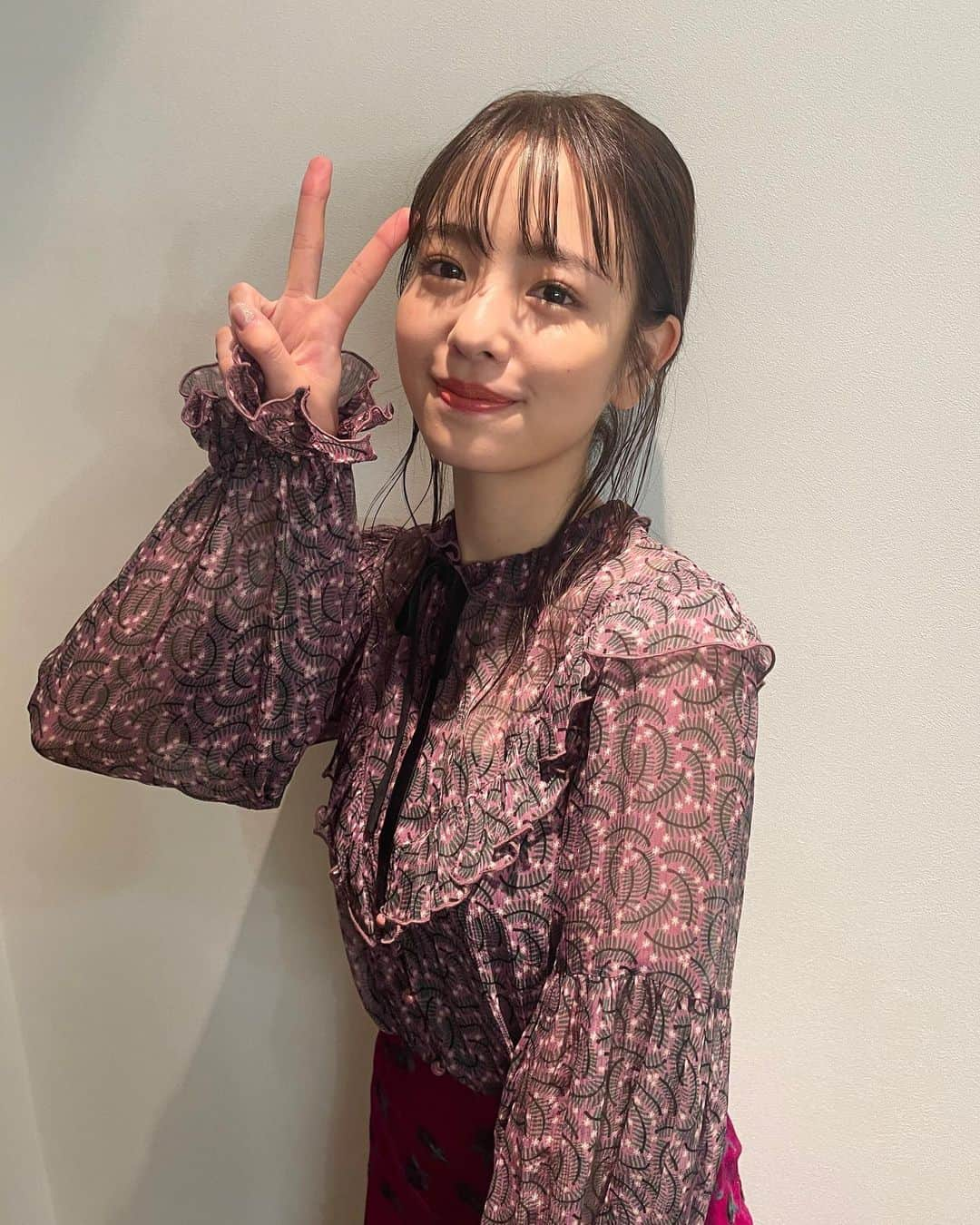 横田真悠さんのインスタグラム写真 - (横田真悠Instagram)「今月もラヴィット！楽しかった~ありがとうございました☺︎ 素敵な衣装たち~🎠」11月25日 12時09分 - yokota_mayuu