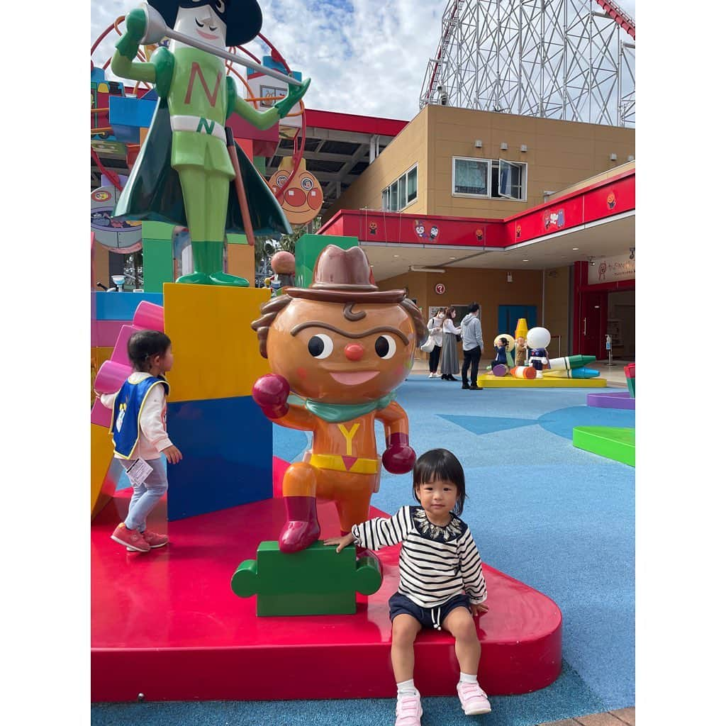 山田真以のインスタグラム：「いつか行った#アンパンマンミュージアム 🎠💓 あんぱん！あんぱん！！と大興奮❣️ 連れて行ってあげられて良かった🥰 また行こうね☺️🎀 #アンパンマン#アンパンマン大好き」