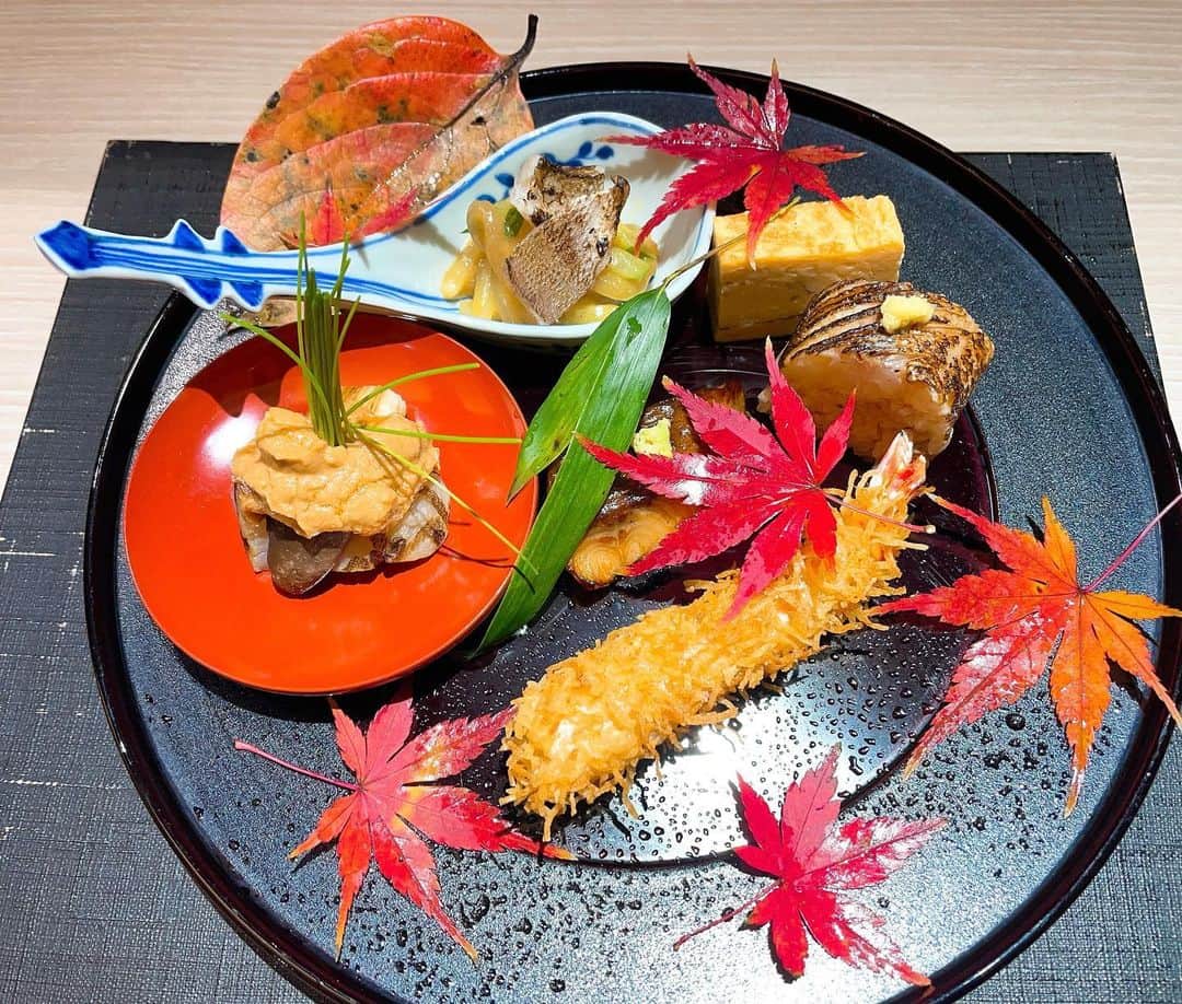 野原くるみのインスタグラム：「銀座 くらはし✨ 一つ一つが丁寧でとっても 美味しかったです💕 . . . . .  . . . . . . . . . . . . . .  #銀座 #同伴 #食事 #銀座くらはし  #グルメ #ホステス #東京 #tokyo  #food #japanesegirl  #japanesefood」