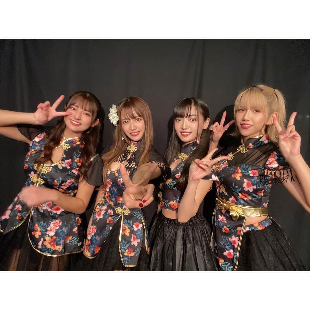 桜りんさんのインスタグラム写真 - (桜りんInstagram)「26歳になりました☺︎  . . グラビア、RISEラウンドガール、カメレオンリパブリック等たくさんの出会いやお仕事に感謝しながら、これからも精一杯生きていきます❣️ . . いつも応援して下さるファンの皆様も本当にありがとうございます🌸 メッセージもたくさんありがとうございます☺️ . . . いよいよーーーっ！！！！ 📢明日DVD発売だよ📢 . . . プロフィールから、アーカイブに残してるストーリーの6thDVDの欄からリンク飛べます🔗❥ . .  【雑誌】 《10月》 22日 『臨時増刊ラヴァーズvol.22』表紙  25日 『ヤングキング』 巻末グラビア  《11月》 2日『アサヒ芸能』 5日 『EX MAX! HGvol.2』シャワーグラビア掲載 15日 ナックルズSPECIAL 26日 EXMAX!1月号 29日 臨増ナックルズDX vol.27  【11月26日6thDVD発売(竹書房)】 【11月27日カメリパ2022カレンダー発売】  【イベント】 《11月》 2日　カメリパYouTube無料 LIVE 3日　 LIVE(渋谷aube) 7日　 LIVE(新宿アルタkey studio) 9日　定期 LIVE 10日　 LIVE 14日　RISE_WS(大阪) 20日  桜りん生誕祭 23日　LIVE 26日　❤︎DVD発売日❤︎ 27日　 LIVE(club asia渋谷.出番15:40) 　　　　❤︎カメリパカレンダー発売日❤︎ 30日  LIVE(配信)   《12月》 4日 かなちゃん生誕LIVE 5日 カレンダー発売イベント  7日 YouTubeLIVE 12日 RISE153 in後楽園ホール 14日 LIVE？ 16日 対バン  17日 LIVE？ 18日 撮影会予定  19日 DVD発売イベント 28日 LIVE(配信)   ❤️6thDVD予約受付中 「好きっていって」竹書房　 ◆Amazon  https://www.amazon.co.jp/dp/B09KR42KT5?&linkCode=sl1&tag=takead-22&linkId=7a6c459ac79dfbc5c56396f5cbe1a846&ref_=as_li_ss_tl . ◆DMM  https://www.dmm.com/mono/dvd/-/detail/=/cid=n_701tsds42578tk/ .  ❤️5thDVD  https://www.amazon.co.jp/dp/B097H3GL1Q/ref=cm_sw_r_tw_dp_YP0DE7961DBT89EEFBH7  https://www.dmm.com/mono/dvd/-/detail/=/cid=n_1174guild243/  ❤4thDVD (Amazon.DMM.東京Lily.ソフマップ等)  https://www.dmm.com/mono/dvd/-/detail/=/cid=tkome381/  ❤️3rdDVD発売中 「りん 花ひらく」《エスデジタル》 ▫️Amazon：amazon.co.jp/dp/B08HZ6SQB8/ ▫️DMM：bit.ly/3moWnmA ▫️東京Lily：bit.ly/3h5d3fM  #アイドル  #グラビア #グラビアアイドル #グラドル  #ミスアクション2017 #準グランプリ #ぷよぷよ  #水着  #タレント #モデル  #YouTuber #フェチ #むっちり #撮影会 #おしり  #ポートレート #カメラ好きな人と繋がりたい  #グラドル自画撮り部  #I字グラドル  #followme #ヤングチャンピオン #胸 #おっぱい #軟体」11月25日 18時16分 - rin__sakura