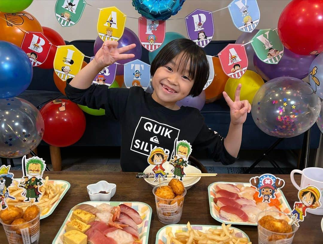 Toy Kids★トイキッズのインスタグラム：「8歳の誕生日会やったよー！ 今年のケーキはワンピース♡ #トイキッズ #toykids #レオスマイル #誕生日会 #誕生日 #8歳 #子供 #こども #キッズ #kids #男の子 #boy #レオくん」