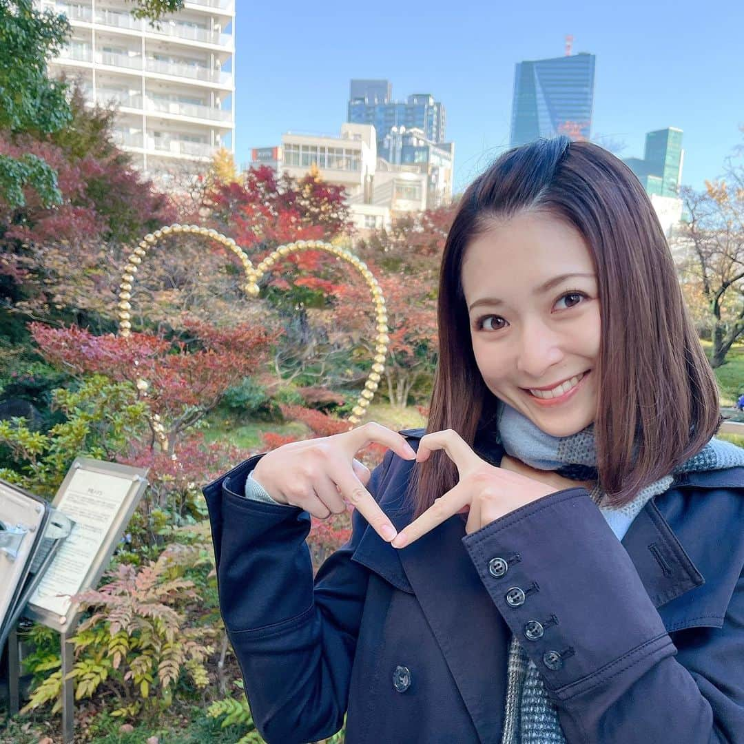 住田紗里さんのインスタグラム写真 - (住田紗里Instagram)「「令和バージョンのハートポーズ」について、今朝のABEMA Morningでお伝えしました❤️ 番組中では作るのに苦戦した場面もありましたが、 できるようになりました！  #ABEMAMorning#アベモニ#ABEMA#朝#ハートポーズ#ハート#令和バージョンハートポーズ#令和#テレビ朝日#テレ朝#テレビ朝日アナウンサー#アナウンサー#住田紗里」11月25日 19時59分 - sarisumita_ex