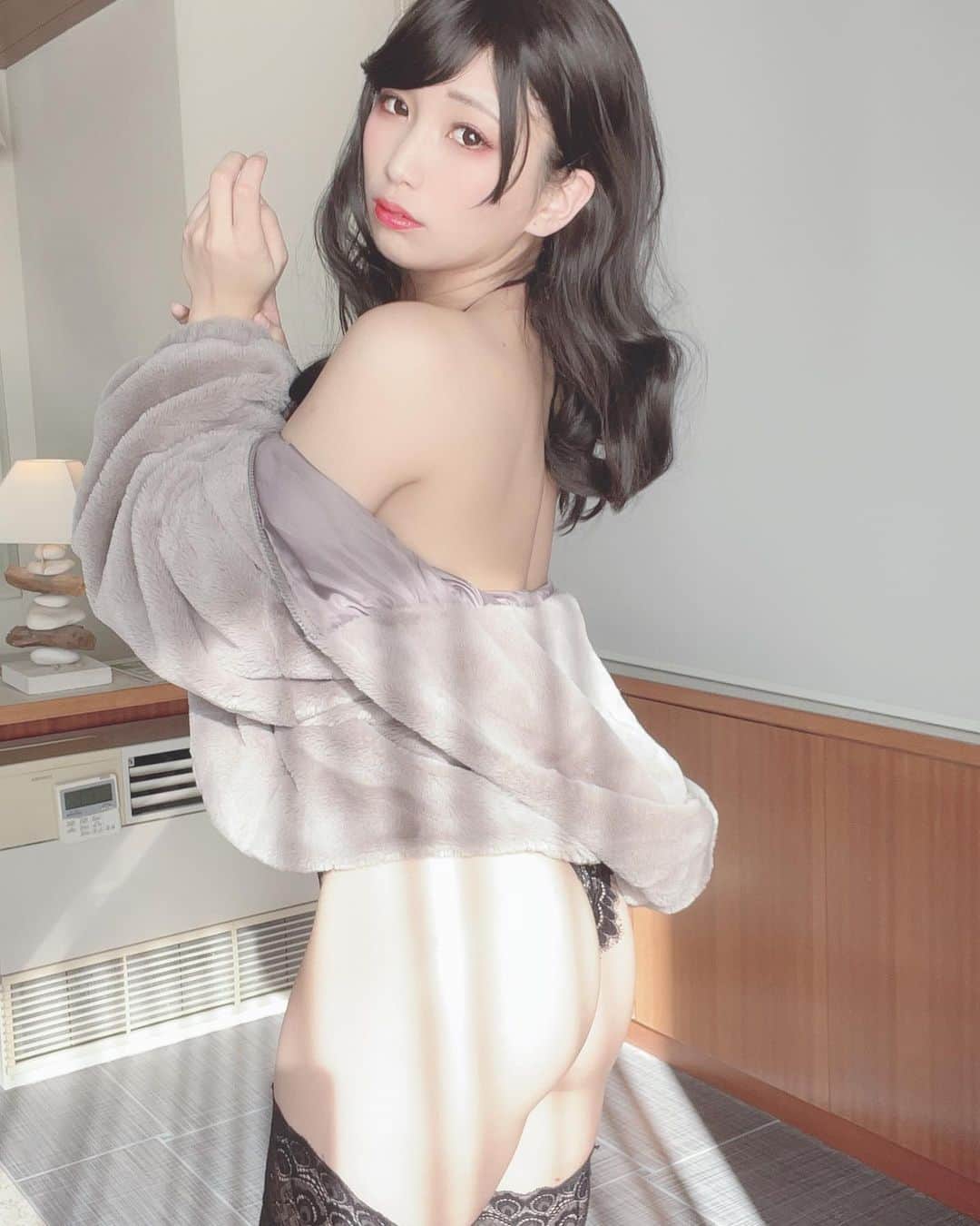 望月もち子さんのインスタグラム写真 - (望月もち子Instagram)「#コスプレイヤー自画撮り部 #cosplayers #sexy #lingerie #japan #cosplaying #sexylingerie #cute #followｍe  #love #goodnight」11月26日 0時09分 - mochizukimochico