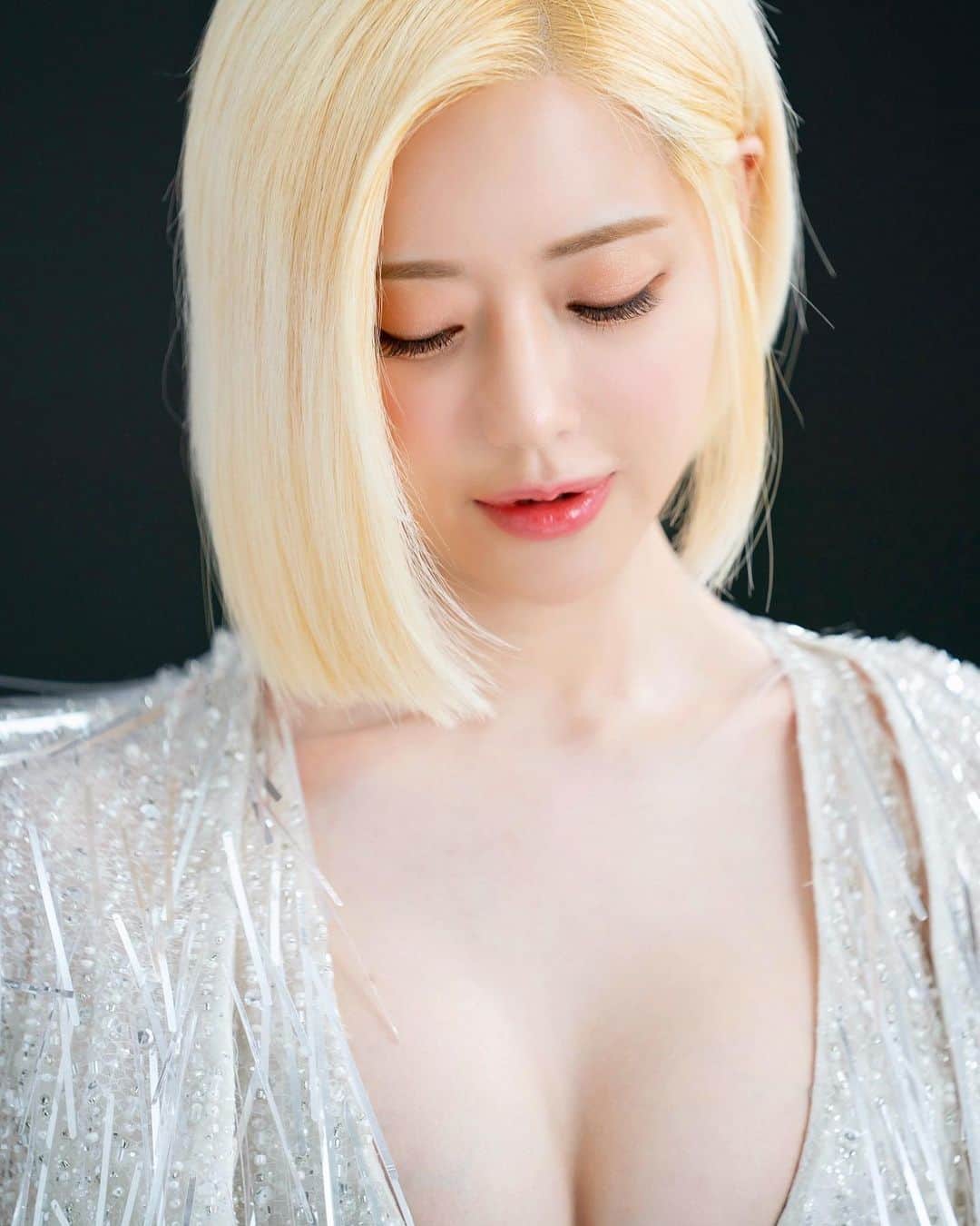 Dj Sodaのインスタグラム：「진지 브랜드 방촌시장 떡볶이 “방떡”모델 됐어요!!💐💕」