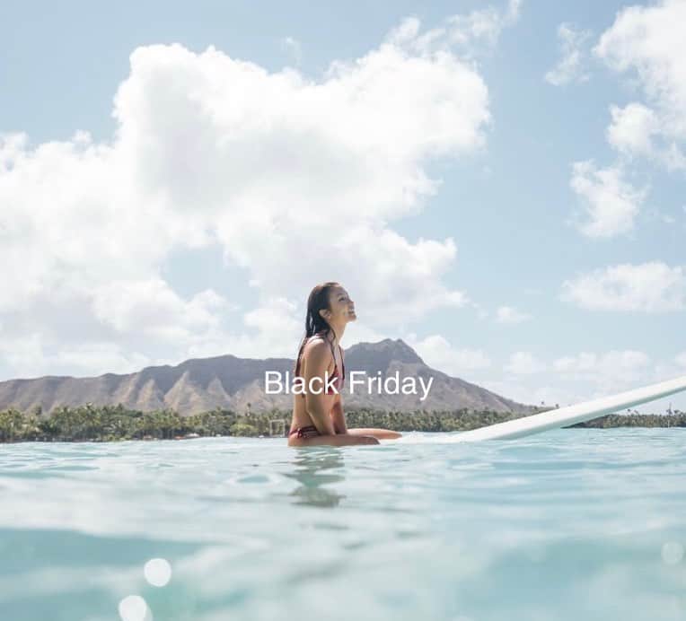 ILAのインスタグラム：「All Online now #ilaswim」