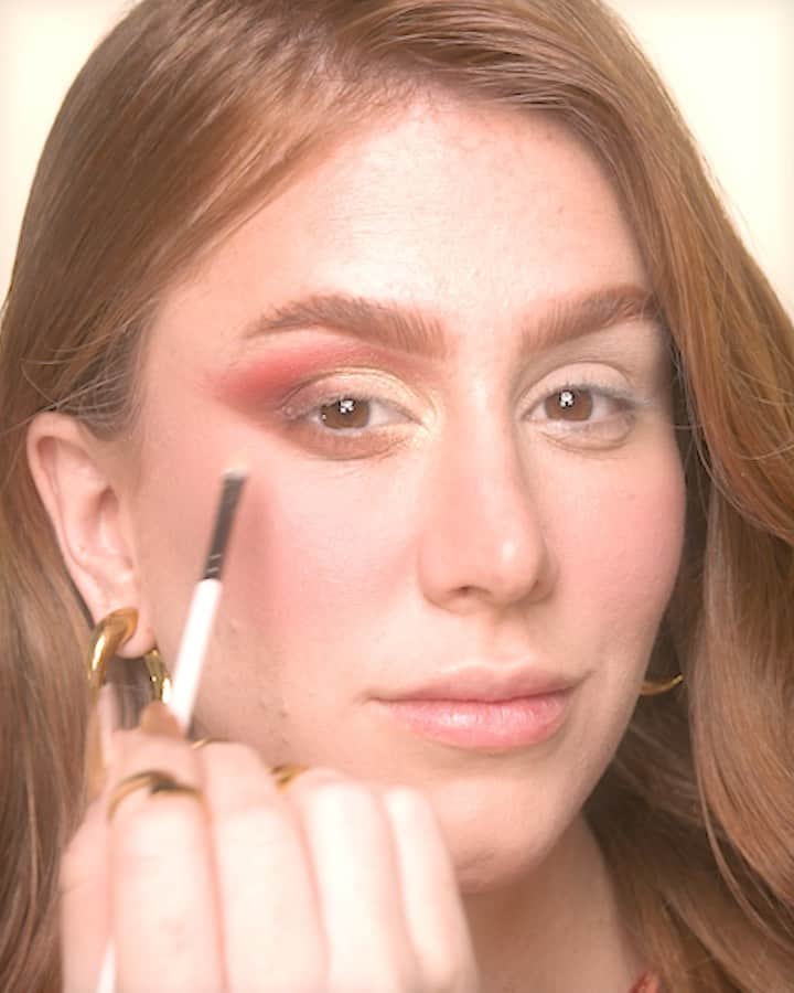 マリ・マリアのインスタグラム：「A nossa paleta Afrodite super pingmentada e versátil 💖⭐️ @marimariamakeup」