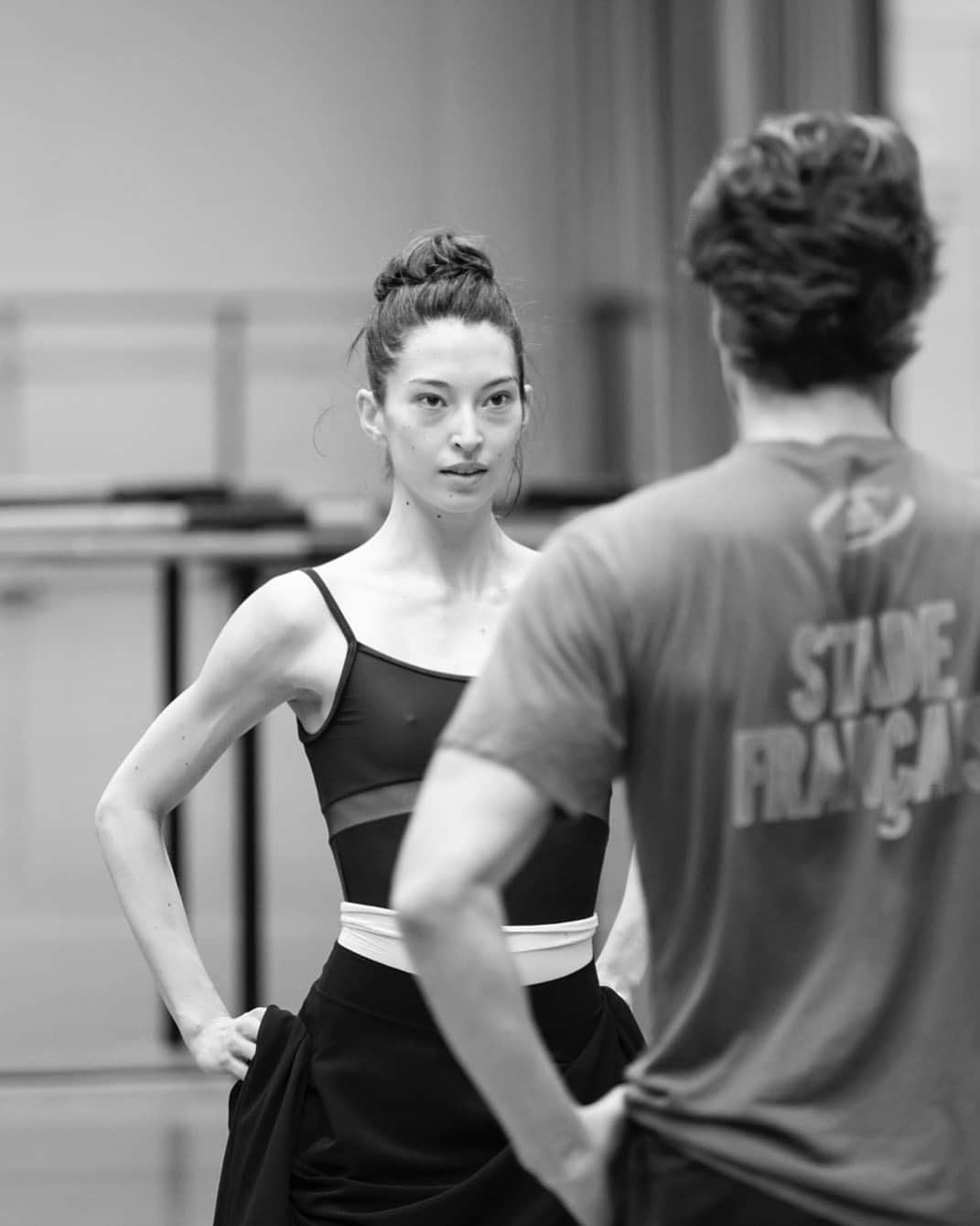 オニール八菜のインスタグラム：「Last day of the week…! Last little push before we move to the Bastille!   @balletoperadeparis  #donquichotte #noureev 📷 @julienbenhamouphotographe」