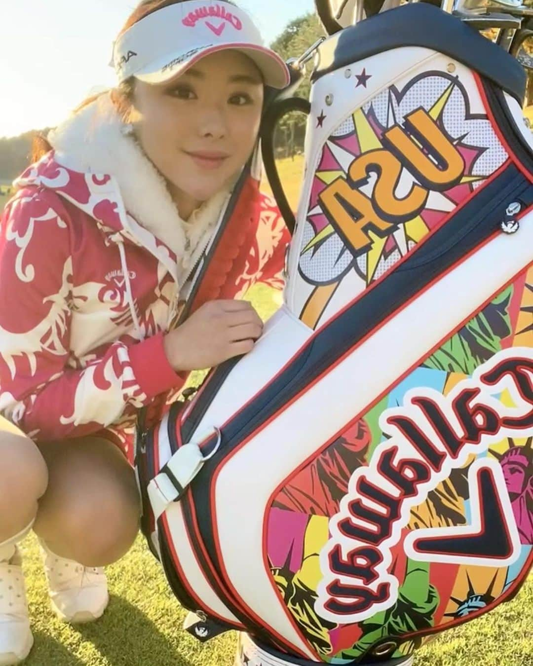 野田すみれさんのインスタグラム写真 - (野田すみれInstagram)「. 富士の7番での ビンゴイベント⛳️ 快晴の富士の裾野 140名の大イベント！ なんと楽しい日でしょう❤️ . .  #野田すみれ #レンブラントゴルフ倶楽部御殿場」11月26日 18時03分 - sumire0208