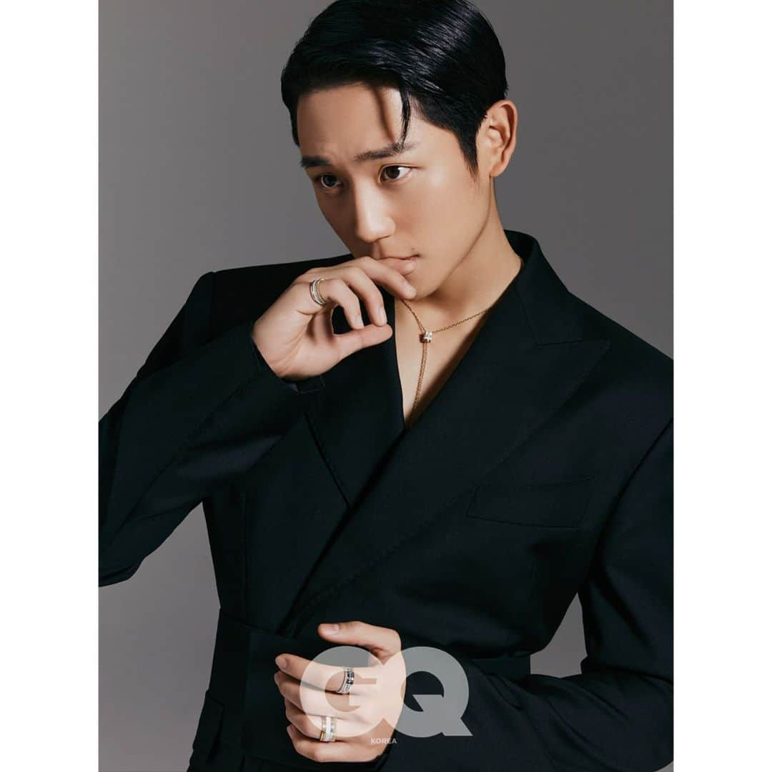 チョン・ヘインさんのインスタグラム写真 - (チョン・ヘインInstagram)「@gq_korea @boucheron 💍 12월호」11月26日 10時52分 - holyhaein