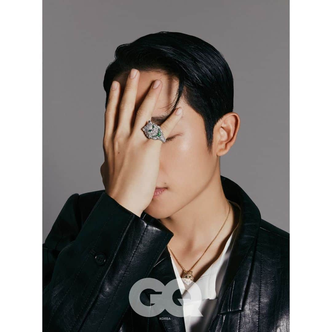 チョン・ヘインさんのインスタグラム写真 - (チョン・ヘインInstagram)「@gq_korea @boucheron 💍 12월호」11月26日 10時52分 - holyhaein