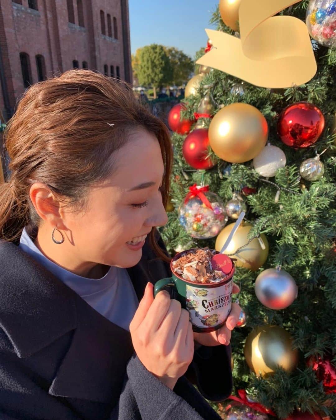TBS「Nスタ」さんのインスタグラム写真 - (TBS「Nスタ」Instagram)「【🍲鍋にクリスマスマーケットに盛り沢山！🎄】  大きくエビの顔が見えるインパクト大‼️な器を持っている熊崎アナが居るのは日比谷公園で開催中のご当地鍋フェスティバル🍲✨  そして横浜赤レンガ倉庫からはクリスマスマーケットの様子を山形アナが中継を交えてお伝えします🎄💕  美味しいものが盛り沢山な今日のNスタ😋 是非チェックしてください👀💕  #井上貴博 #ホラン千秋 #Nスタ #TBS #熊崎風斗 #山形純菜 #鍋 #クリスマス #もう冬ですね #楽しみ #美味しそう #日比谷公園 #横浜 #赤レンガ #中継  #イベント #ご当地 #グルメ #どちらも今日から #スタート」11月26日 15時30分 - nst_tbs